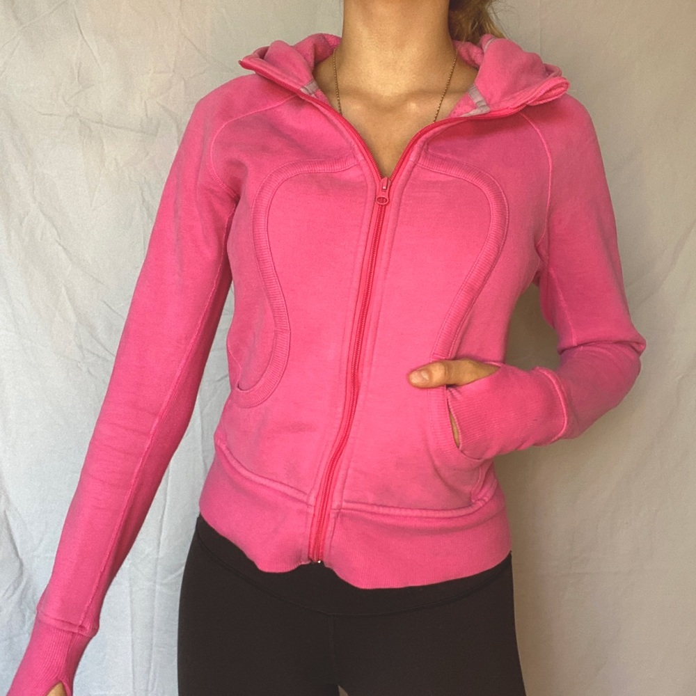 Pink LuluLemon full zip scuba hoodie w/ thumb holes